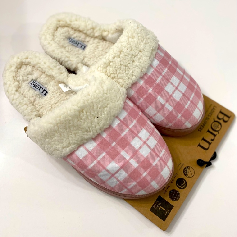 Born Pink White Check Sherpa Lined Memory Foam Non-Slip Shoes Slipper Medium 7/8